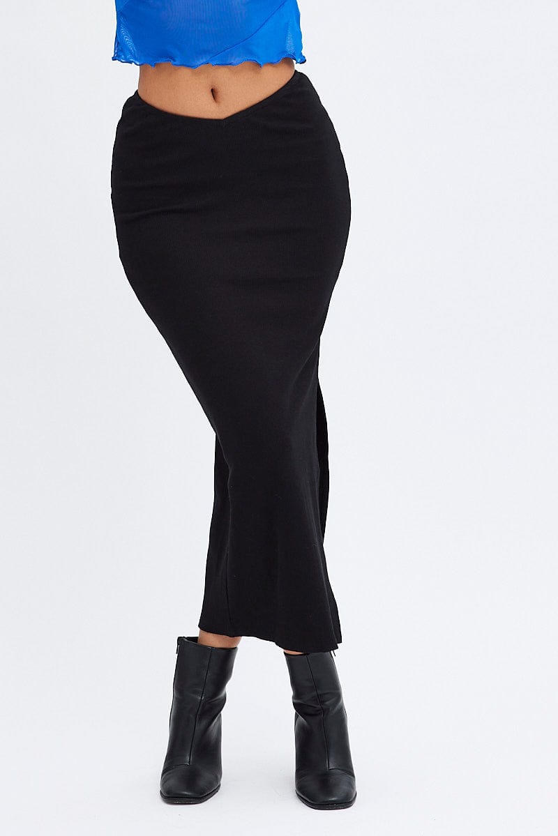 Black Maxi Skirt V Detail